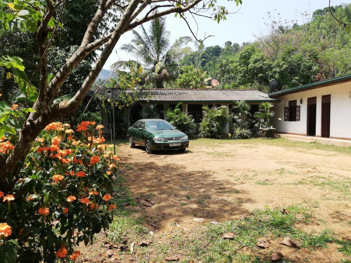 Leaf Guest House Gampola Luaran gambar